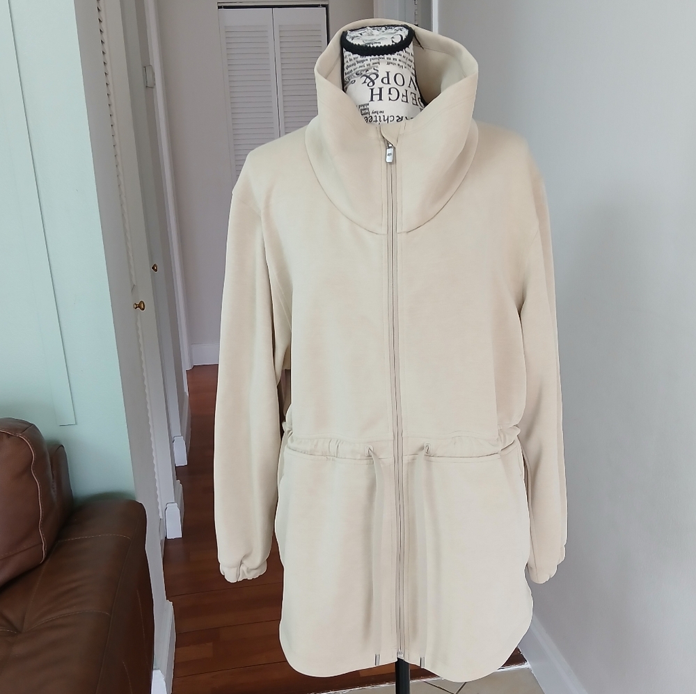 lululemon athletica Cream Hoodie